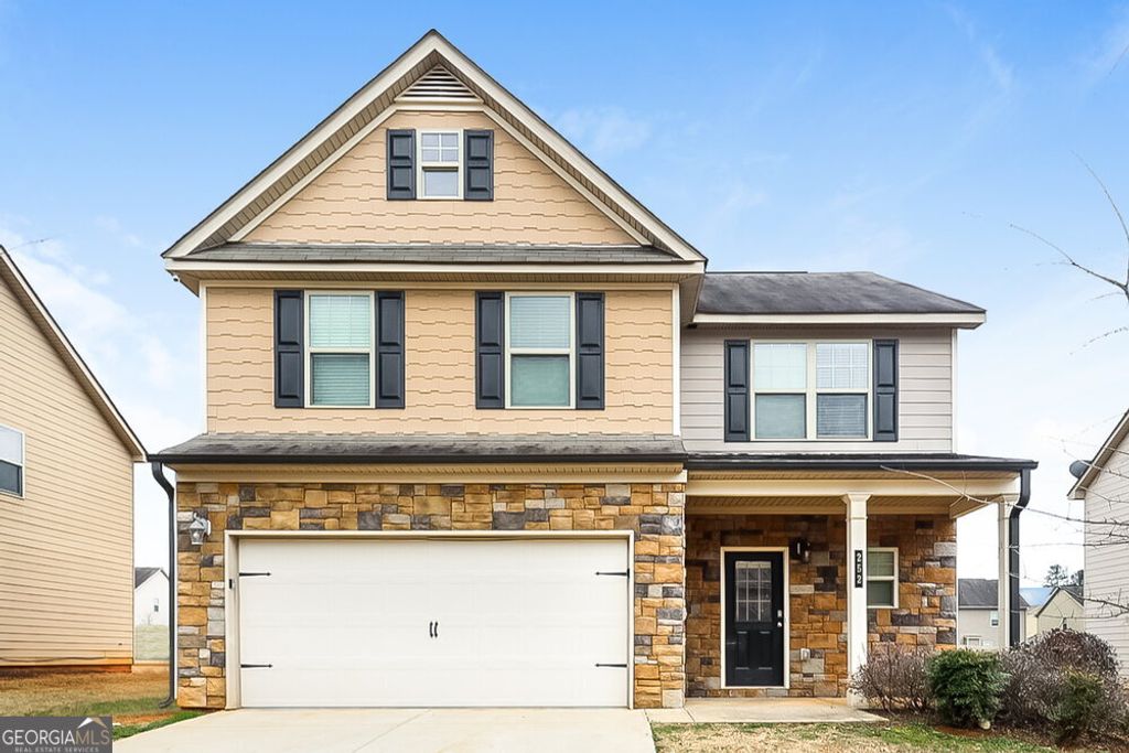 252 Bandelier Circle, Hampton, GA 30228