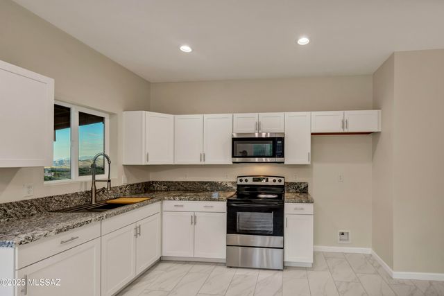 1379 Camino Faja, Rio Rico, AZ 85648