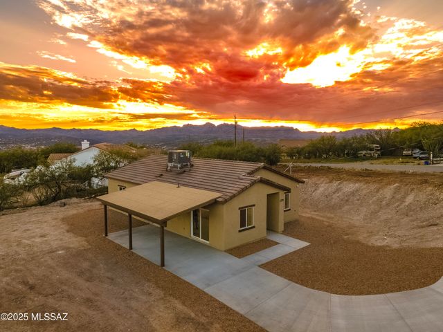 1379 Camino Faja, Rio Rico, AZ 85648