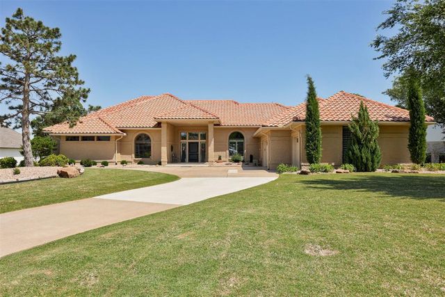 301 Carmel Valley Way, Edmond, OK 73025