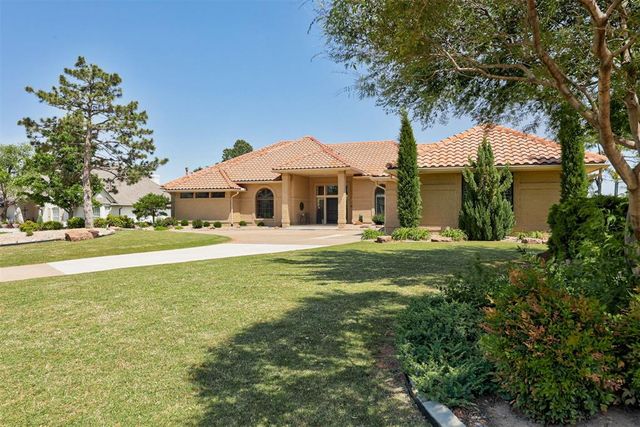 301 Carmel Valley Way, Edmond, OK 73025