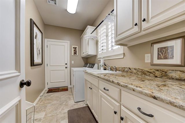 301 Carmel Valley Way, Edmond, OK 73025