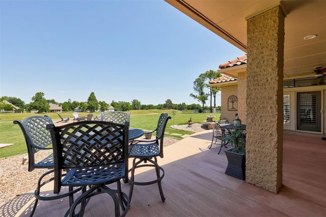 301 Carmel Valley Way, Edmond, OK 73025