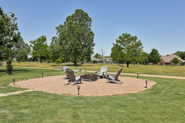 301 Carmel Valley Way, Edmond, OK 73025