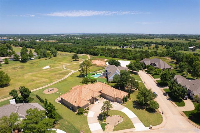 301 Carmel Valley Way, Edmond, OK 73025