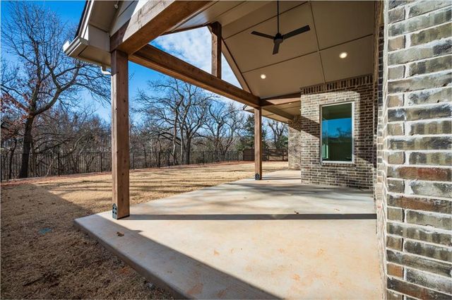 432 Old Creek Road, Edmond, OK 73034