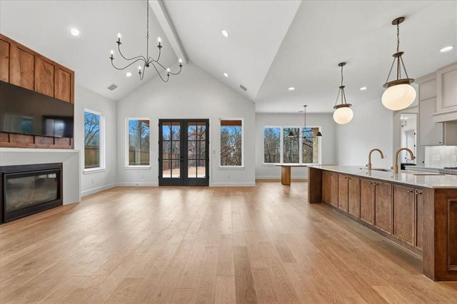 432 Old Creek Road, Edmond, OK 73034