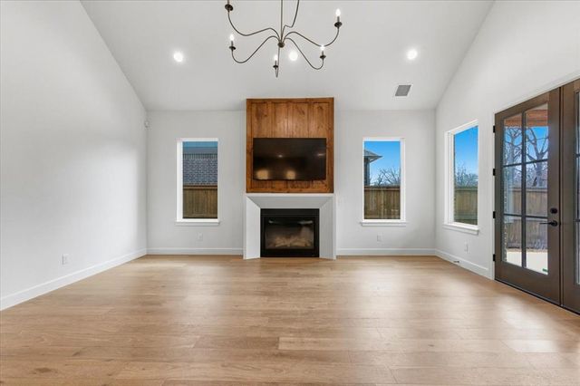 432 Old Creek Road, Edmond, OK 73034