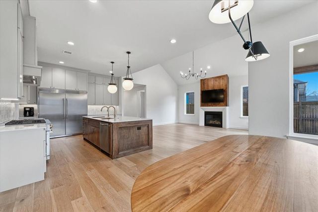 432 Old Creek Road, Edmond, OK 73034