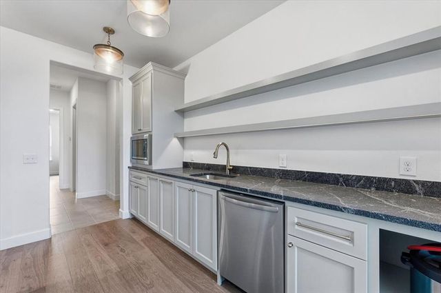 432 Old Creek Road, Edmond, OK 73034