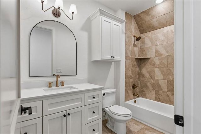 432 Old Creek Road, Edmond, OK 73034