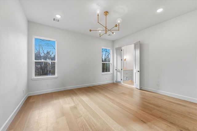 432 Old Creek Road, Edmond, OK 73034