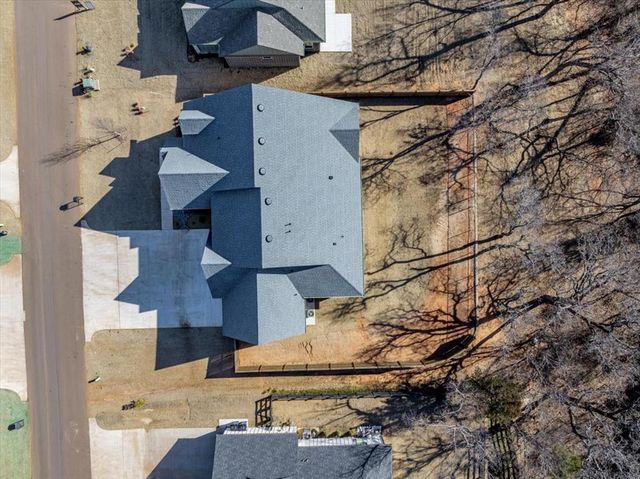 432 Old Creek Road, Edmond, OK 73034