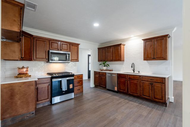 144 Mary Irene, Searcy, AR 72143