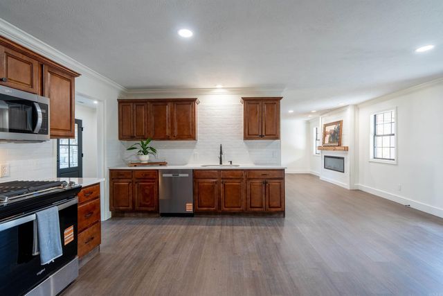 144 Mary Irene, Searcy, AR 72143