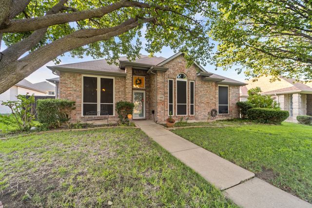 2705 Dover Gardens Drive, Arlington, TX 76017