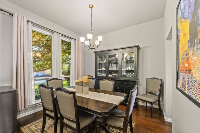 2705 Dover Gardens Drive, Arlington, TX 76017
