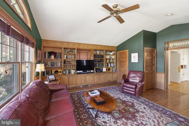 125 W BROADWAY, Gettysburg, PA 17325