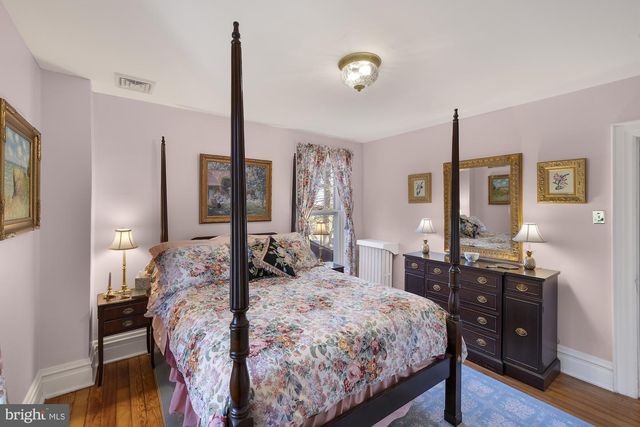 125 W BROADWAY, Gettysburg, PA 17325