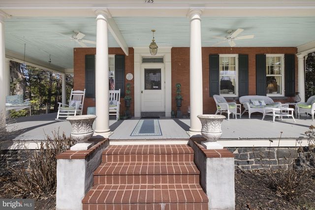 125 W BROADWAY, Gettysburg, PA 17325