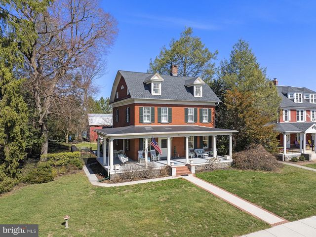 125 W BROADWAY, Gettysburg, PA 17325