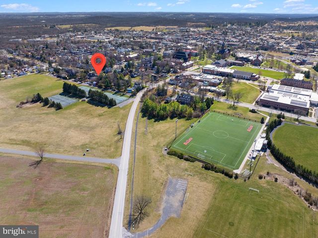 125 W BROADWAY, Gettysburg, PA 17325