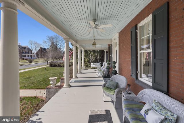 125 W BROADWAY, Gettysburg, PA 17325