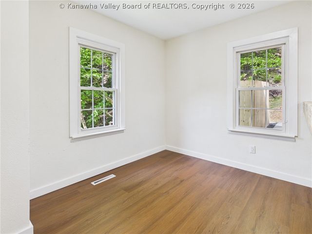 743 Greenbrier Street, Charleston, WV 25311