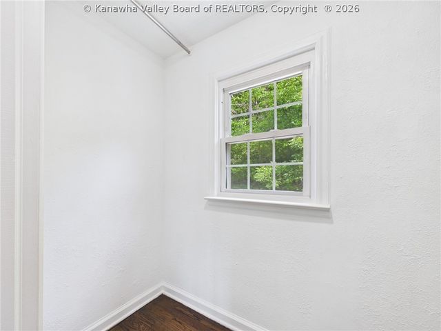 743 Greenbrier Street, Charleston, WV 25311