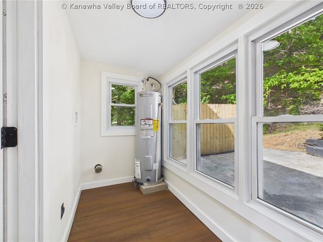 743 Greenbrier Street, Charleston, WV 25311