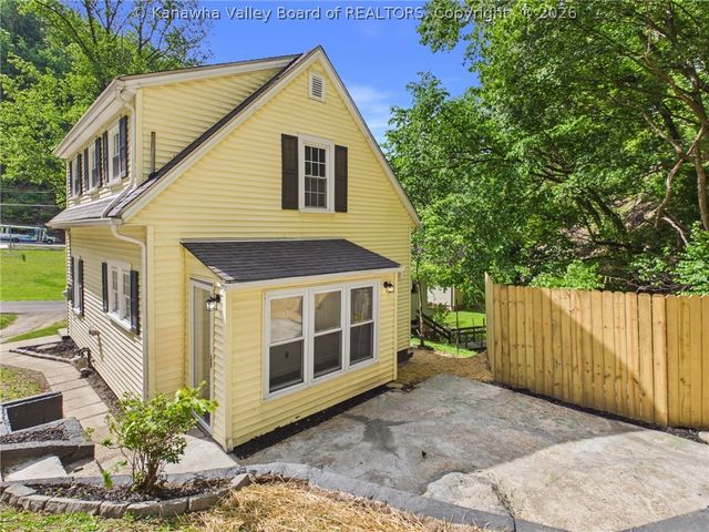 743 Greenbrier Street, Charleston, WV 25311