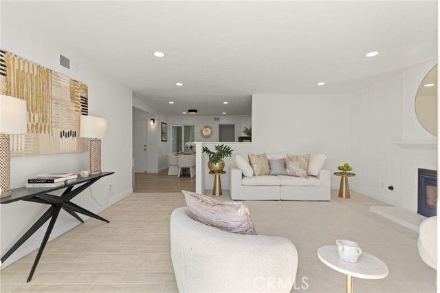 9704 Lark Circle, Fountain Valley, CA 92708