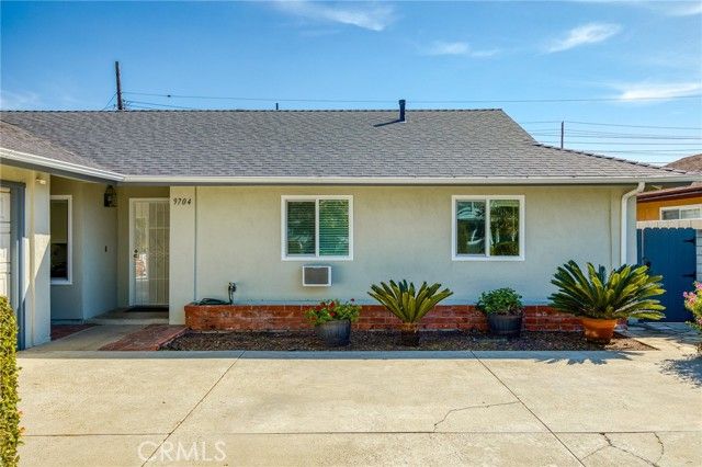 9704 Lark Circle, Fountain Valley, CA 92708