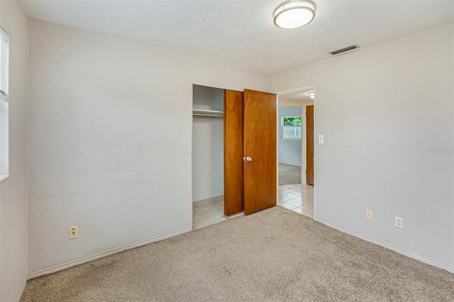 5216 30TH AVENUE N, St Petersburg, FL 33710