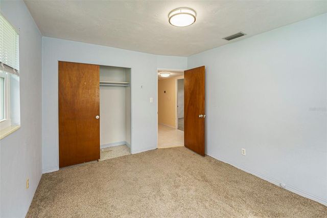 5216 30TH AVENUE N, St Petersburg, FL 33710