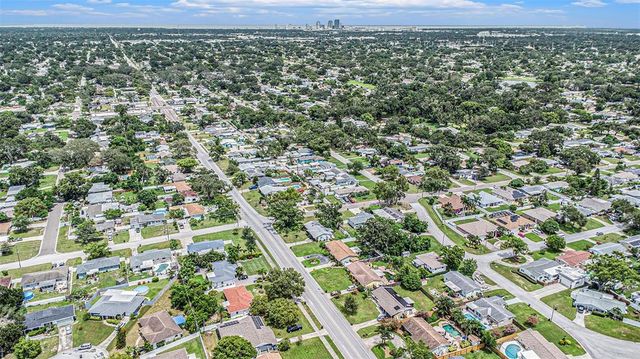 5216 30TH AVENUE N, St Petersburg, FL 33710