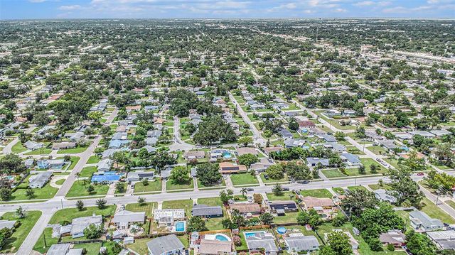 5216 30TH AVENUE N, St Petersburg, FL 33710