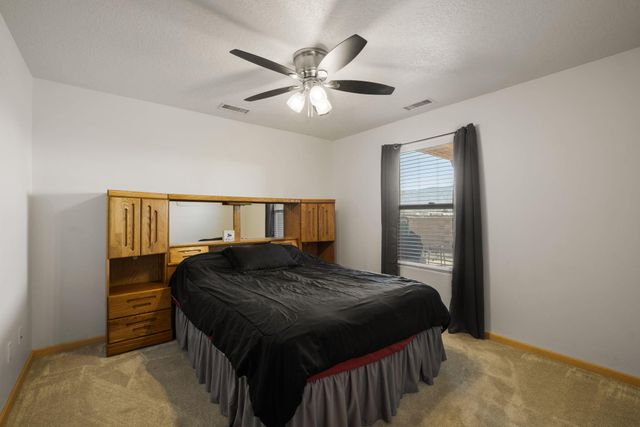900 Acapulco Court NE, Rio Rancho, NM 87144