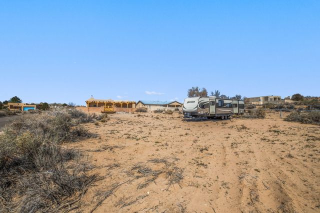 900 Acapulco Court NE, Rio Rancho, NM 87144