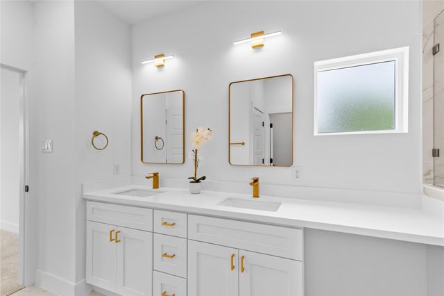 6186 Eastland Street B, Houston, TX 77028