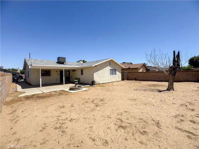 1040 Chagal, Lancaster, CA 93535