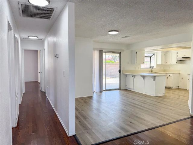 1040 Chagal, Lancaster, CA 93535