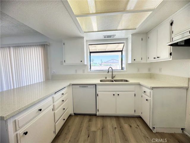 1040 Chagal, Lancaster, CA 93535