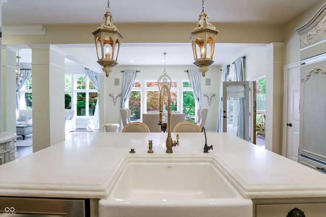 4243 Heyward Lane, Indianapolis, IN 46250