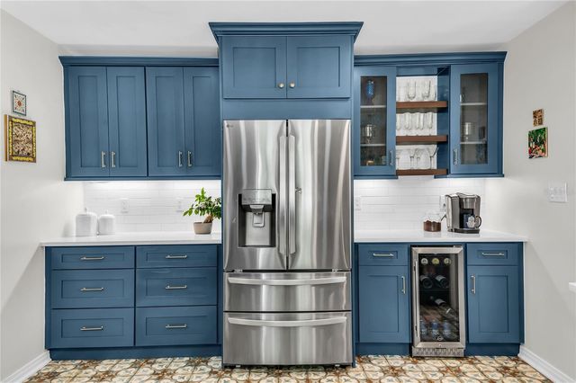 1410 S SUMMERLIN AVENUE, Orlando, FL 32806