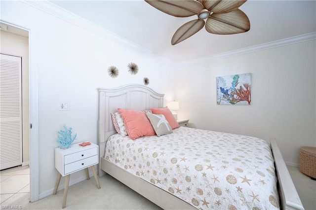 613 Beachwalk CIR J-204, Naples, FL 34108