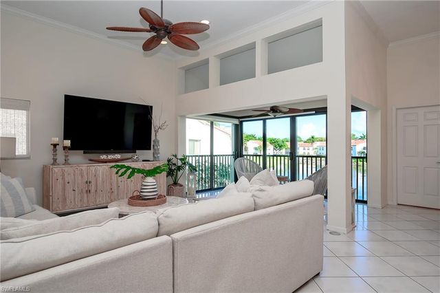 613 Beachwalk CIR J-204, Naples, FL 34108