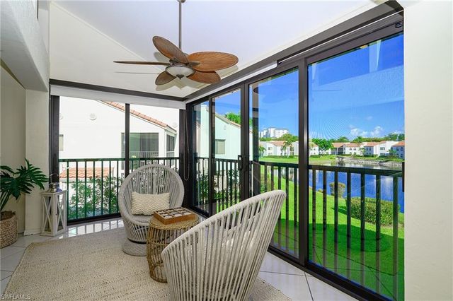 613 Beachwalk CIR J-204, Naples, FL 34108