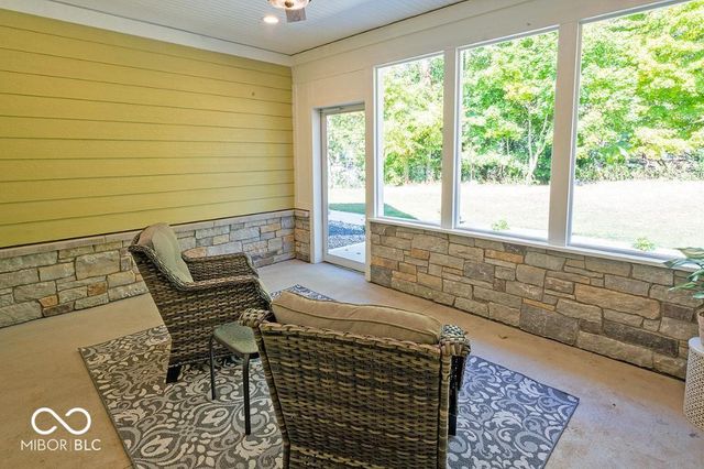 308 Blue River Drive, Knightstown, IN 46148