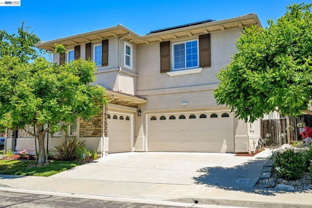 5389 Hazeltine Ln, Dublin, CA 94568